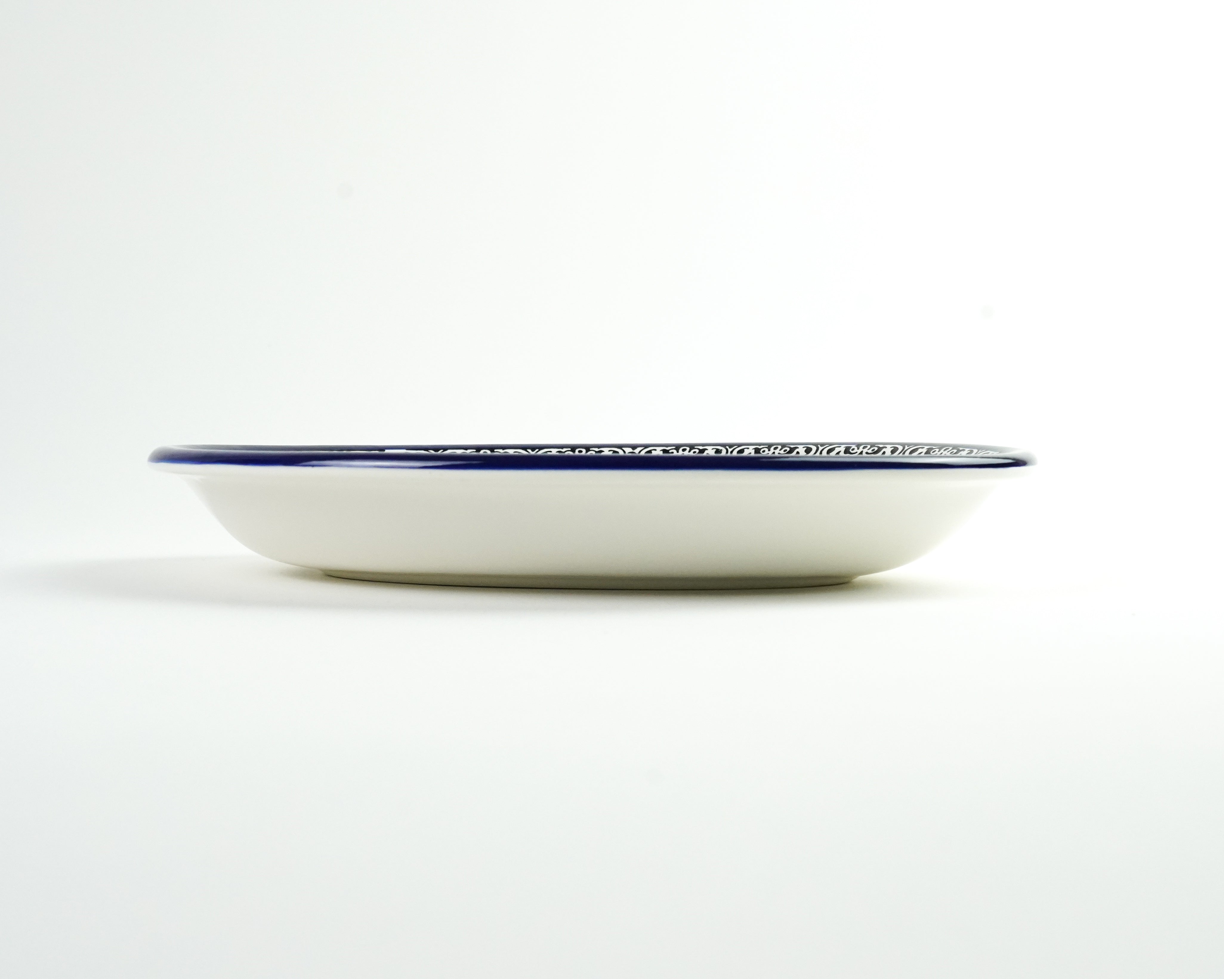 Oval 30 cm tief